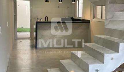 Casa com 3 quartos à venda em Granada, Uberlândia  por R$ 550.000