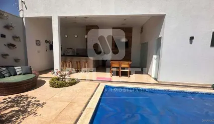 Casa com 3 quartos à venda no Parque São Jorge I, Uberlândia  por R$ 720.000
