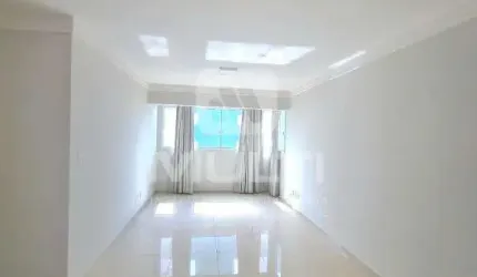 Apartamento com 3 quartos à venda no Santa Mônica, Uberlândia  por R$ 650.000