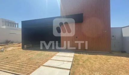 Casa em condomínio fechado com 4 quartos à venda em Laranjeiras, Uberlândia  por R$ 2.625.000