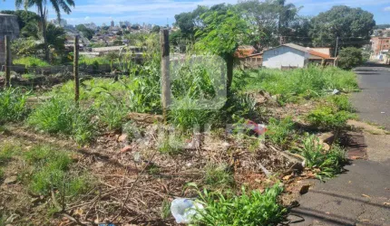 Terreno comercial à venda no Presidente Roosevelt, Uberlândia  por R$ 1.795.000
