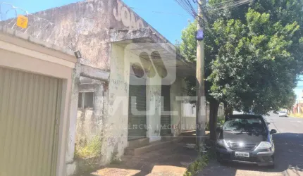 Terreno à venda no Santa Mônica, Uberlândia  por R$ 550.000