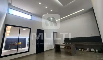 Casa com 2 quartos à venda na Cidade Jardim, Uberlândia  por R$ 1.090.000
