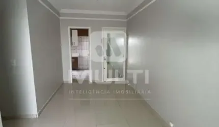 Apartamento com 3 quartos à venda no Patrimônio, Uberlândia  por R$ 370.000