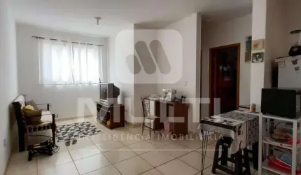 Apartamento com 2 quartos à venda em Laranjeiras, Uberlândia  por R$ 215.000