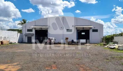 Barracão / Galpão / Depósito à venda na Nossa Senhora das Graças, Uberlândia  por R$ 3.000.000
