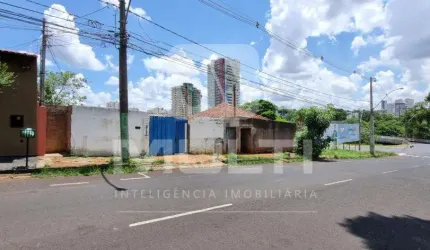 Terreno comercial à venda no Tabajaras, Uberlândia  por R$ 2.000.000
