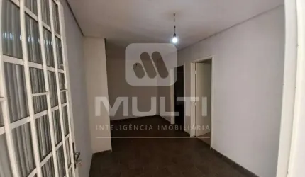 Casa com 3 quartos à venda no Luizote de Freitas, Uberlândia  por R$ 330.000