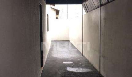 Casa com 2 quartos à venda no Marta Helena, Uberlândia  por R$ 300.000