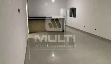 Casa com 3 quartos à venda no Jardim Inconfidência, Uberlândia  por R$ 900.000