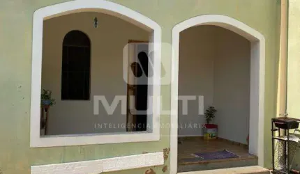 Casa com 3 quartos à venda na Cidade Jardim, Uberlândia  por R$ 1.200.000