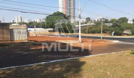 Terreno comercial à venda no Vigilato Pereira, Uberlândia  por R$ 4.518.360