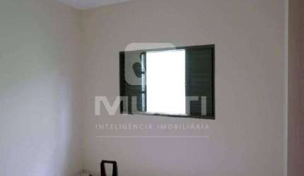 Casa com 2 quartos à venda no Maravilha, Uberlândia  por R$ 480.000