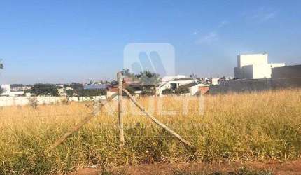 Terreno à venda no Morada da Colina, Uberlândia  por R$ 743.325