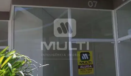 Sala comercial para alugar em São Jorge, Uberlândia  por R$ 700