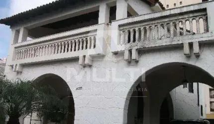Casa comercial à venda no Centro, Uberlândia  por R$ 2.800.000
