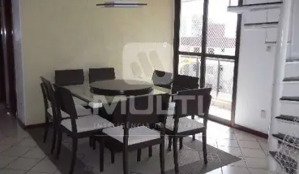 Cobertura com 3 quartos à venda no Santa Mônica, Uberlândia  por R$ 750.000