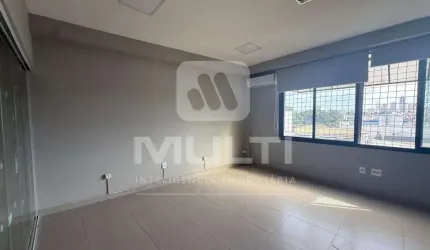 Sala comercial para alugar no Morada da Colina, Uberlândia  por R$ 3.000