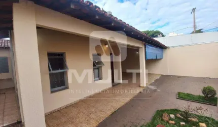 Casa com 3 quartos para alugar no Umuarama, Uberlândia  por R$ 3.500
