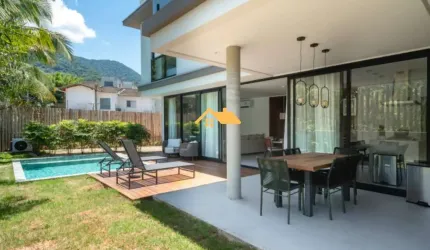 Casa de Luxo em Condomínio à Venda em Maresias, São Sebastião-SP: 4 quartos, 4 suítes, 2 salas, 4 banheiros, 2 vagas, 309m².
