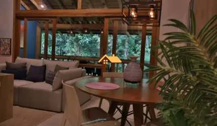 Casa em condomínio com 3 quartos e 2 vagas em Maresias, São Sebastião-SP: confira essa oportunidade única!