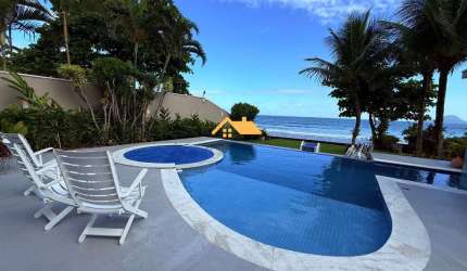 CASA NA PRAIA DE JUQUEHY FRENTE AO MAR - LOCACAO