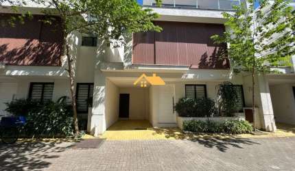 CASA EM CONDOMÍNIO NA PRAIA DE CAMBURY