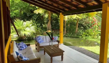 Casa em Condomínio LOCACAO ANUAL - FRENTE AO MAR