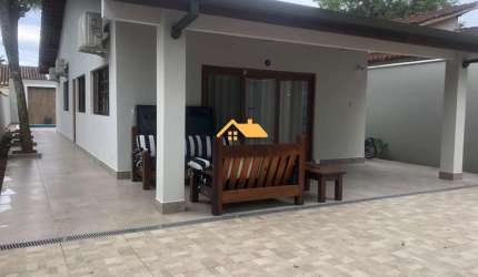 CASA NA PRAIA DE JUQUEHY A VENDA