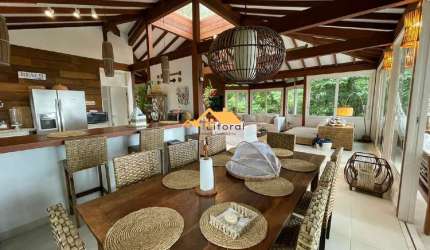 CASA EM CONDOMÍNIO NA PRAIA DE JUQUEHY