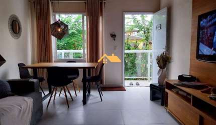 Apartamento à venda em Juquehy, São Sebastião-SP: 2 quartos, 1 suíte, 1 sala, 2 banheiros, 1 vaga de garagem, 70m² de área.