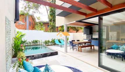 Casa de luxo em condomínio: 3 quartos, 3 suítes, 2 salas, 3 banheiros, 2 vagas na cidade de São Sebastião-SP, Juquehy - 150m².