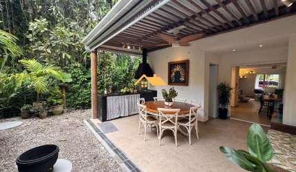 Casa  no condomínio Green Florest  na Barra do Una, São Sebastião-SP: 3 quartos, 3 suítes, 2 salas, 3 banheiros, 2 vagas, 130m².