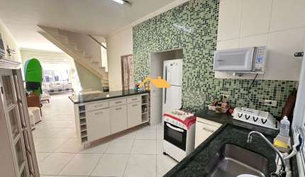 Casa em Condomínio  em Juquehy Locação anual, 2 quartos, 2 suítes, 110 m² - São Sebastião-SP