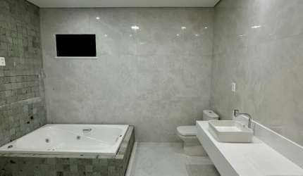 Casa nova no condomínio Osvaldo Studart na Maraponga