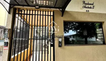 Apartamento à venda, com 3 quartos, garagem coberta, na Vila Bosque, Maringá, PR