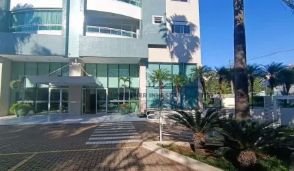 Vende apartamento com 3 suítes, sacada com churrasqueira, condomínio completo, localização privileg