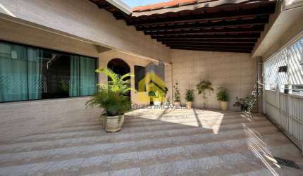 Casa para venda e locação no bairro Nova Petrópolis - São Bernardo do Campo