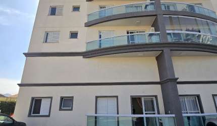 OPORTUNIDADE ÓTIMO apartamento TÉRREO no TOM JOBIM para venda com 90 m² com 3 quartos sendo 1 suíte