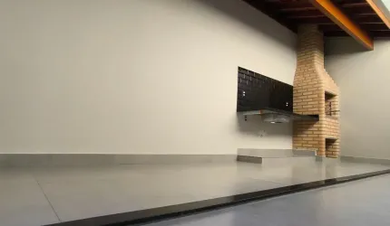 Casa no água Branca com 3 dormitórios