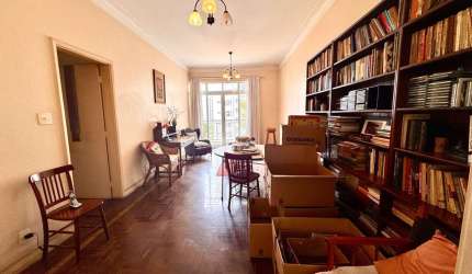 Venda de Apartamento em Higienópolis, 2 Quartos, 2 Salas, 2 Banheiros - Rua Alagoas, 106m² - Excelente Localização!