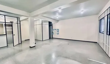 Sala comercial para alugar na Santos Dumont, 880, Vila Operária, Campo Largo por R$ 4.800