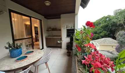 Cobertura para Venda em Joinville, Atiradores, 5 dormitórios, 1 suíte, 4 banheiros, 2 vagas