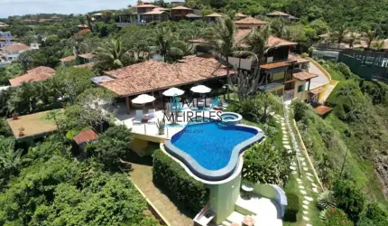 Mansão 6 quartos debruçada no mar da Ferradura Armação de Búzios