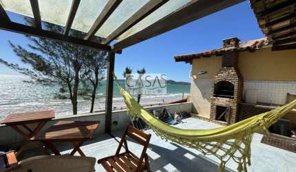 Excelente casa 3 quartos com vista eterna para mar na Praia de Manguinhos em Búzios