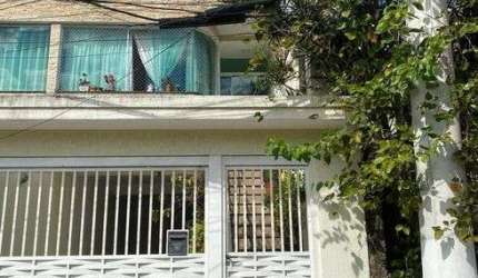 Sobrado para venda possui 145 metros quadrados com 3 SUITES