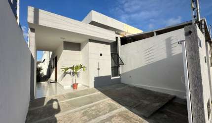 Linda casa toda reformada pronta para morar no Gramame