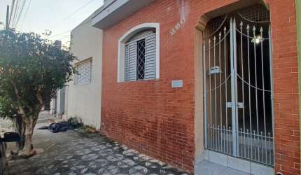 Casa Térrea com 3 Dormitórios