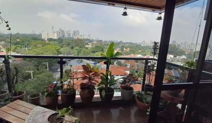 Apartamento 4 suítes vista City Lapa