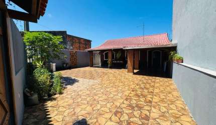Casa para Venda em Itanhaém, Jardim das Palmeiras, 2 dormitórios, 2 banheiros, 5 vagas